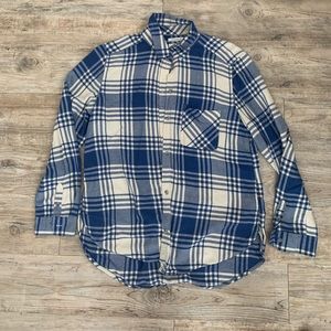 American Eagle boyfriend fit flannel (size L)
